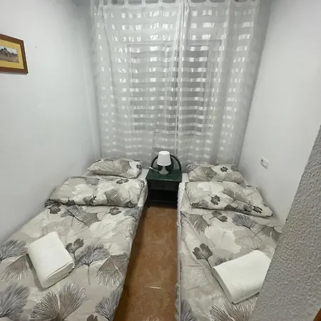 Almuden's Apartment, High-speed Free Wifi, 250m To Beach, The Center Of Διαμέρισμα