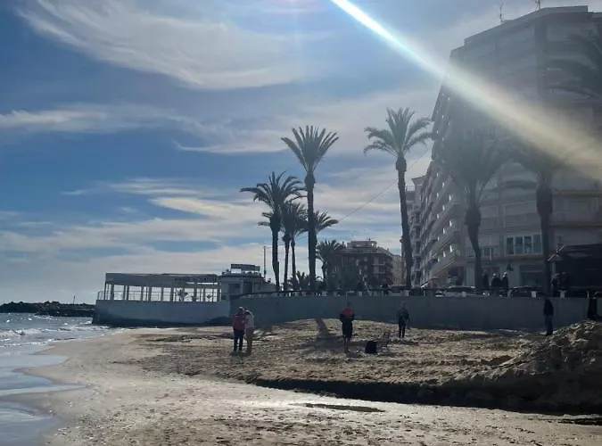 Almuden's Apartment, High-speed Free Wifi, 250m To Beach, The Center Of