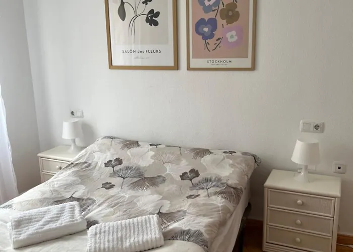 Almuden's Apartment, High-speed Free Wifi, 250m To Beach, The Center Of * Torrevieja